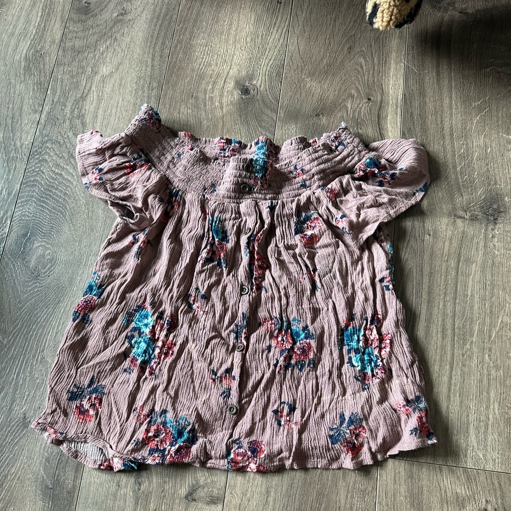 Twine & String off the shoulder floral top size medium